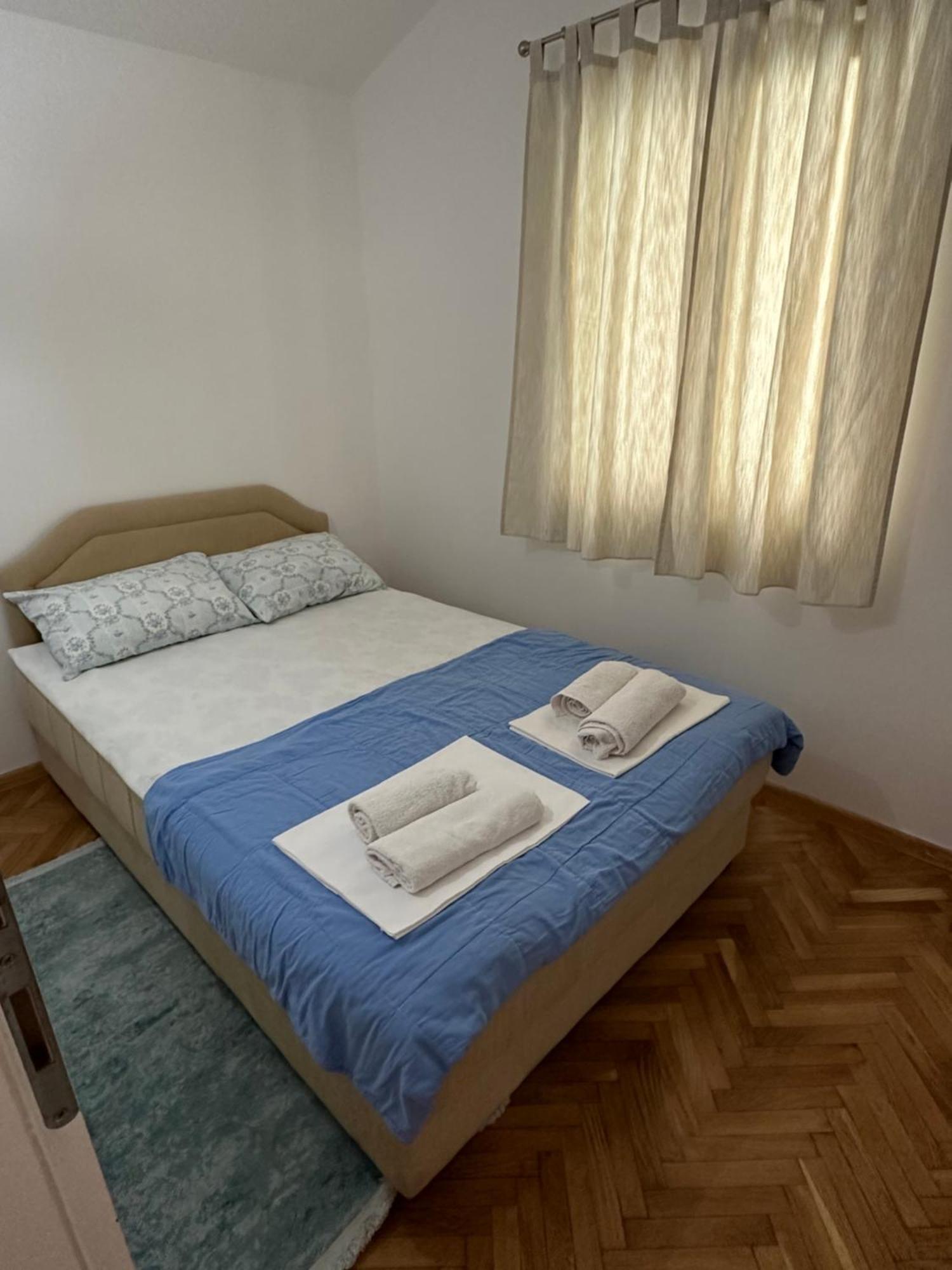 Apartman Jedro 2 Rafailovici Exterior foto