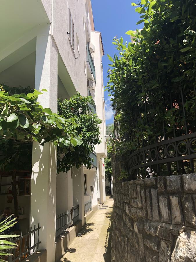 Apartman Jedro 2 Rafailovici Exterior foto